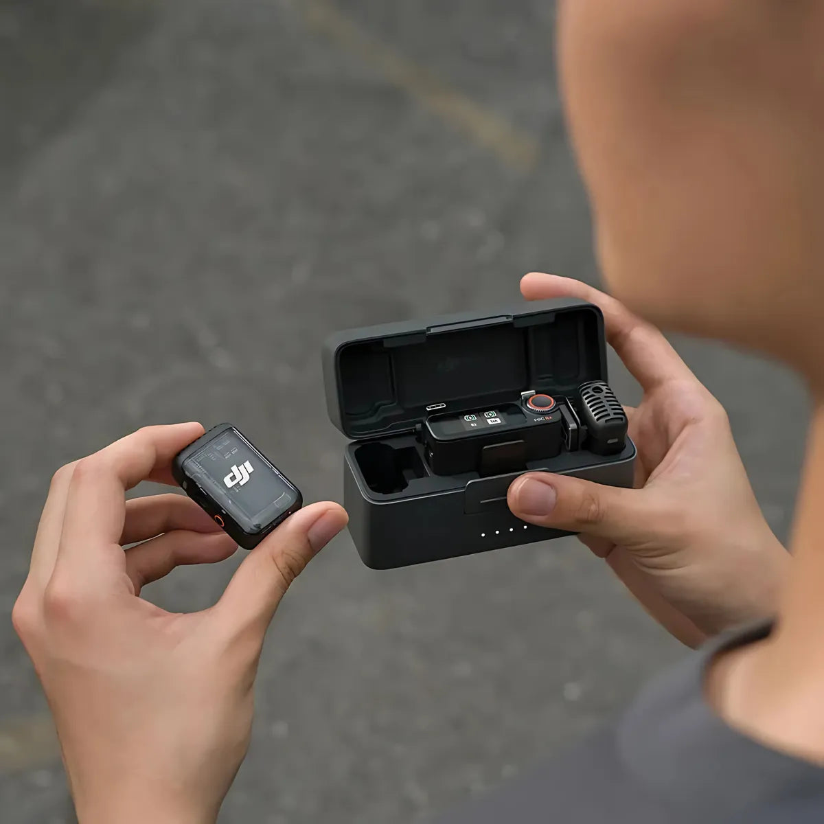 Microfone DJI Mic 2 (2 Microfones + 1 Receptor + 1 Case de Carregamento) - DJI116