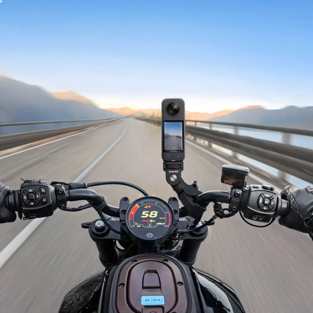 Insta360 X4 Motorcycle Bundle